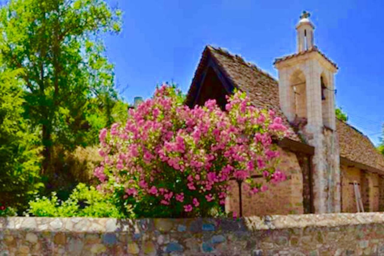 Saint Nicholas Heights Chakistra Bagian luar foto